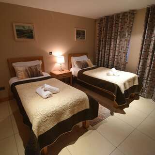 Гостевой дом The Eyre Square Townhouse Голуэй Улучшенный двухместный номер с 2 отдельными кроватями-2