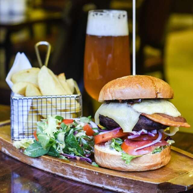 Гостевой дом The Eyre Square Townhouse Голуэй-32