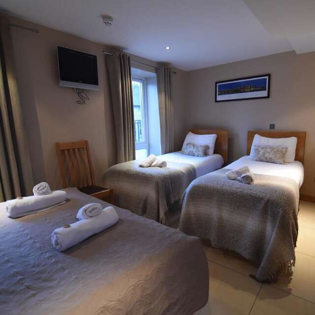 Гостевой дом The Eyre Square Townhouse Голуэй-38